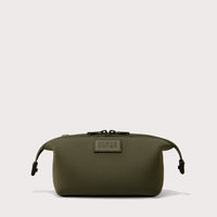 Hunter Toiletry Bag in Dark Moss, Small