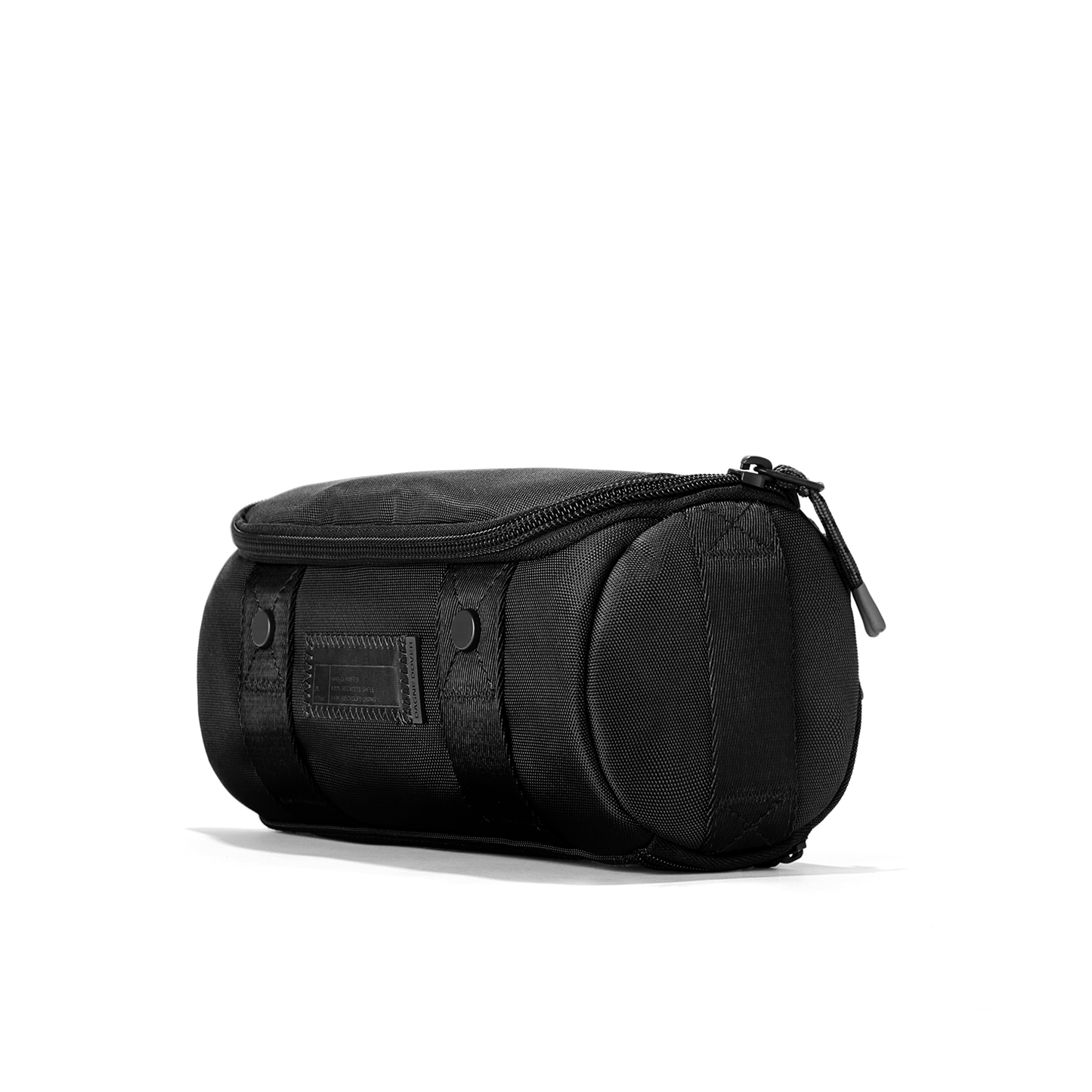 Seoul Dopp Kit in Onyx, Small